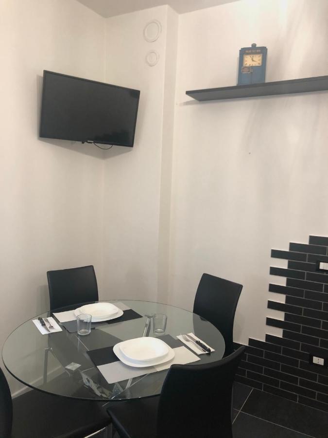 Apartment Blaxej, Nel Cuore Di Verona, Moderno Ed Elegante, 4 Posti Letto, Wi-fi, Self Check In