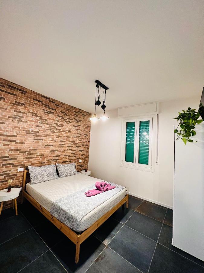 Blaxej, Nel Cuore Di Verona, Moderno Ed Elegante, 4 Posti Letto, Wi-fi, Self Check In Apartment